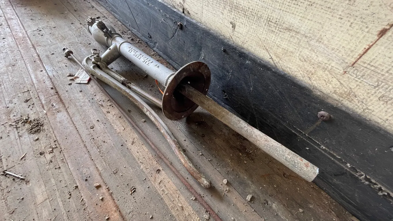 Davis Hansen Pump