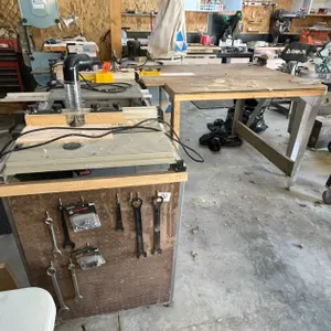 Delta Sawdust Collector and Table