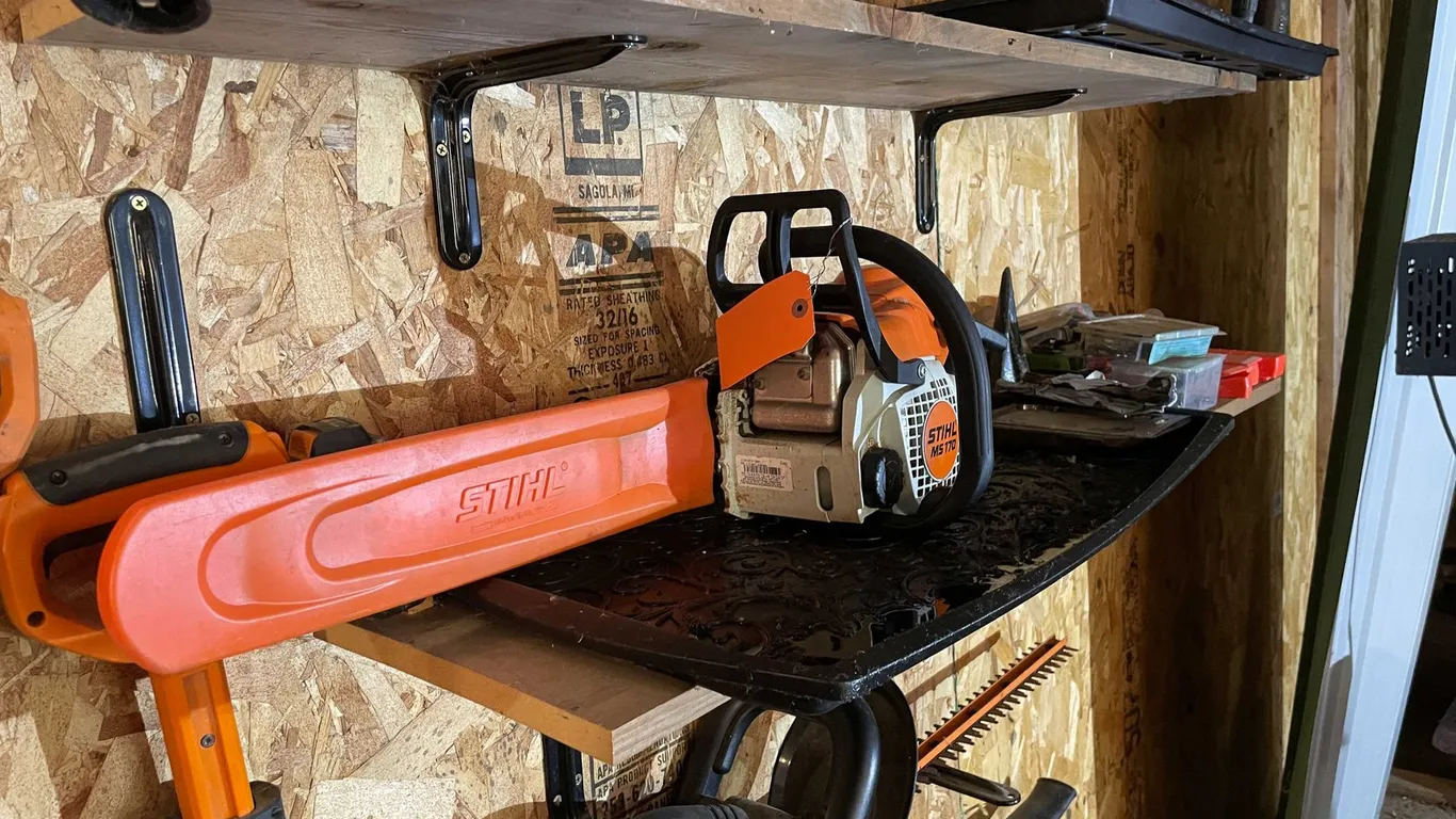 Stihl Chainsaw and Accessories