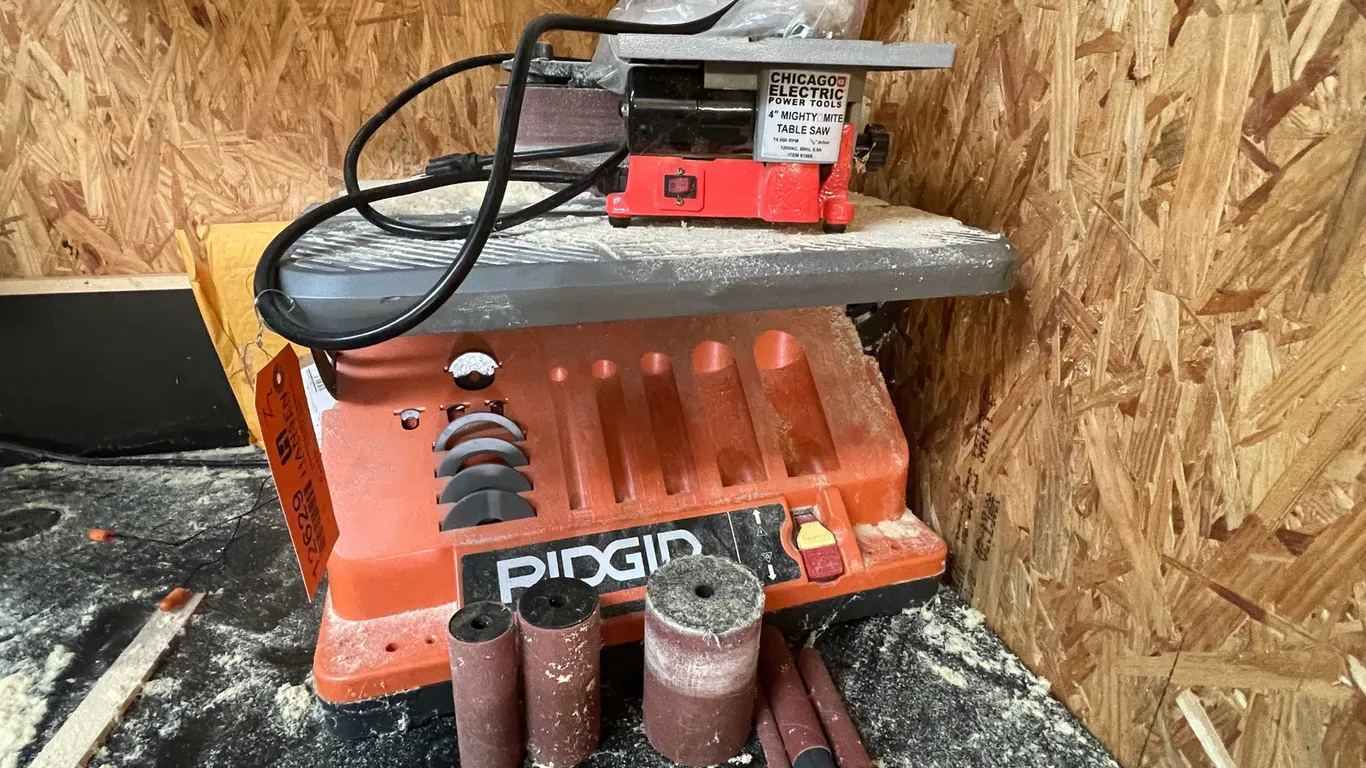 Belt Sander and Mini Table Saw