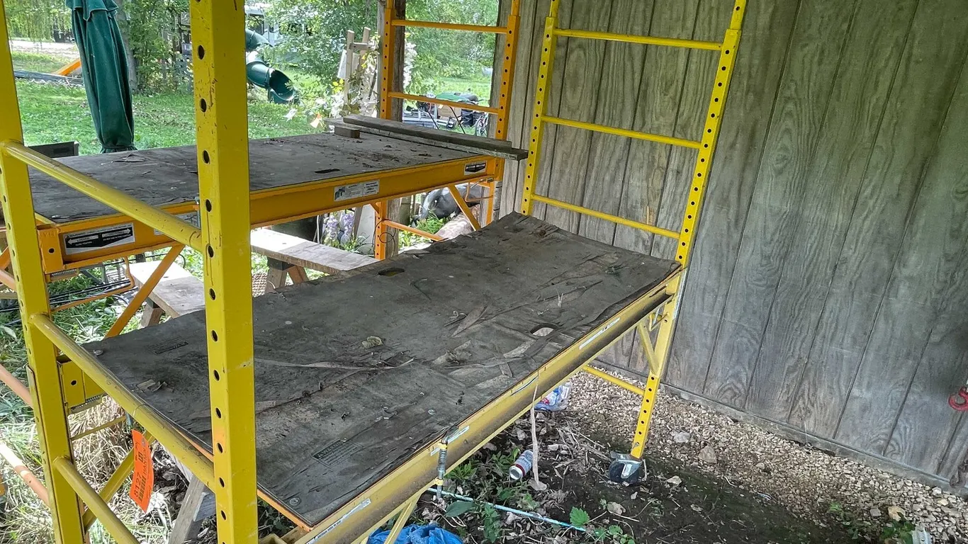 Werner 6" Steel Rolling Scaffolding