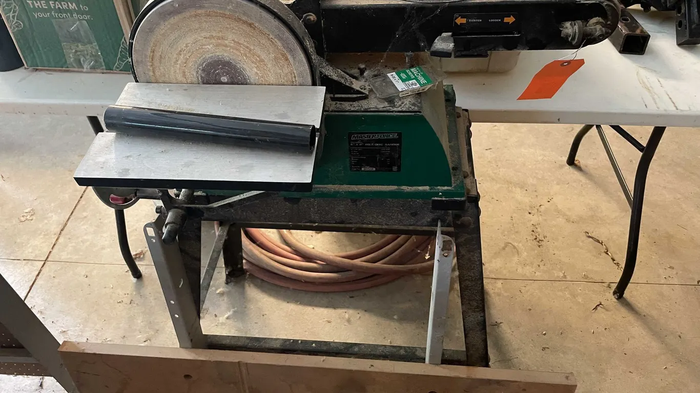 Masterforce 6" x 9" Belt Disc Sander on Stand