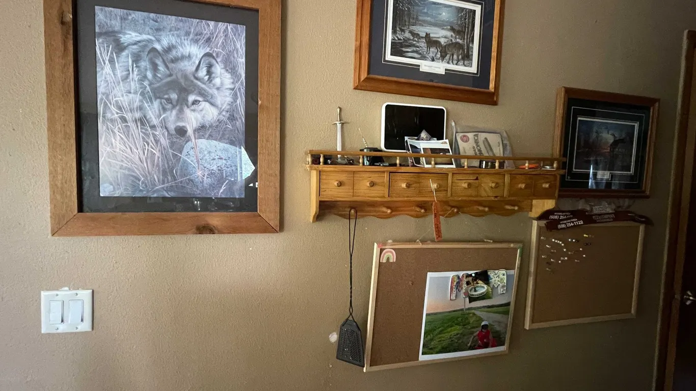 Wall Contents