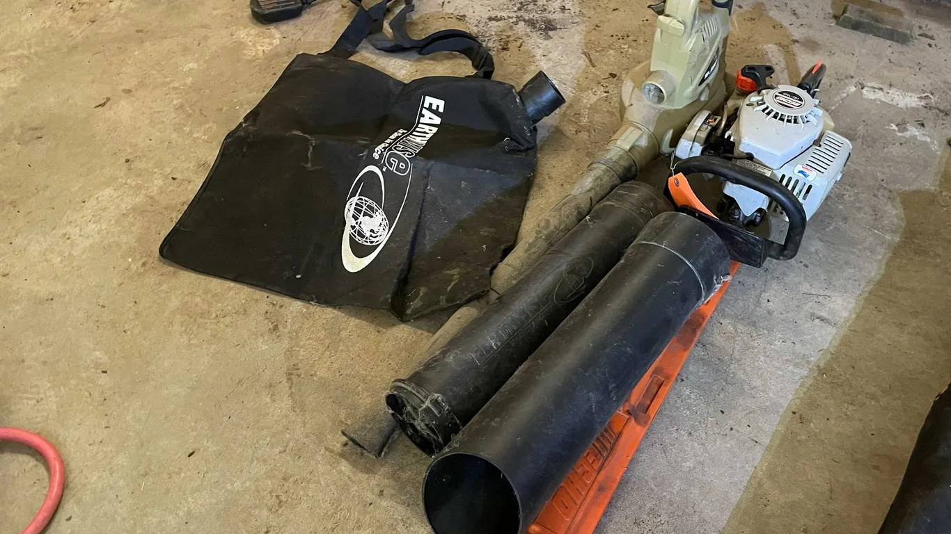 EarthWise Leaf Blower and Echo Hedge Trimmer