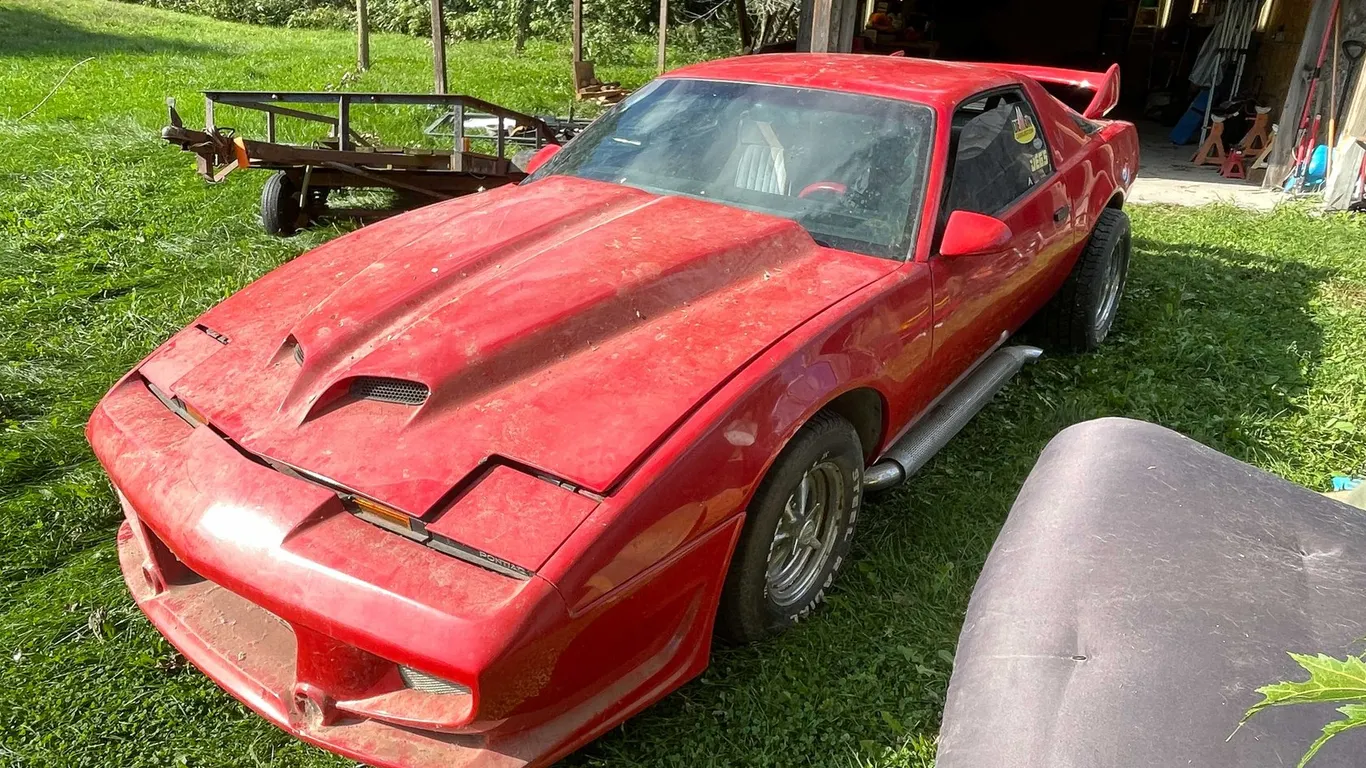 1988 Pontiac Firebird Formula (Has WI Rebuilt Title)