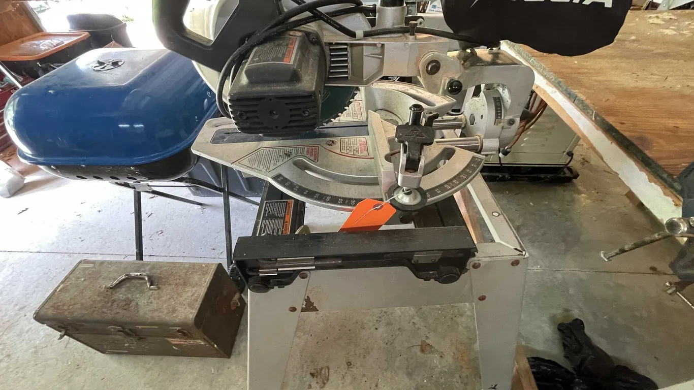 Delta Sidekick 10" Sliding Compound Miter Saw and Stand