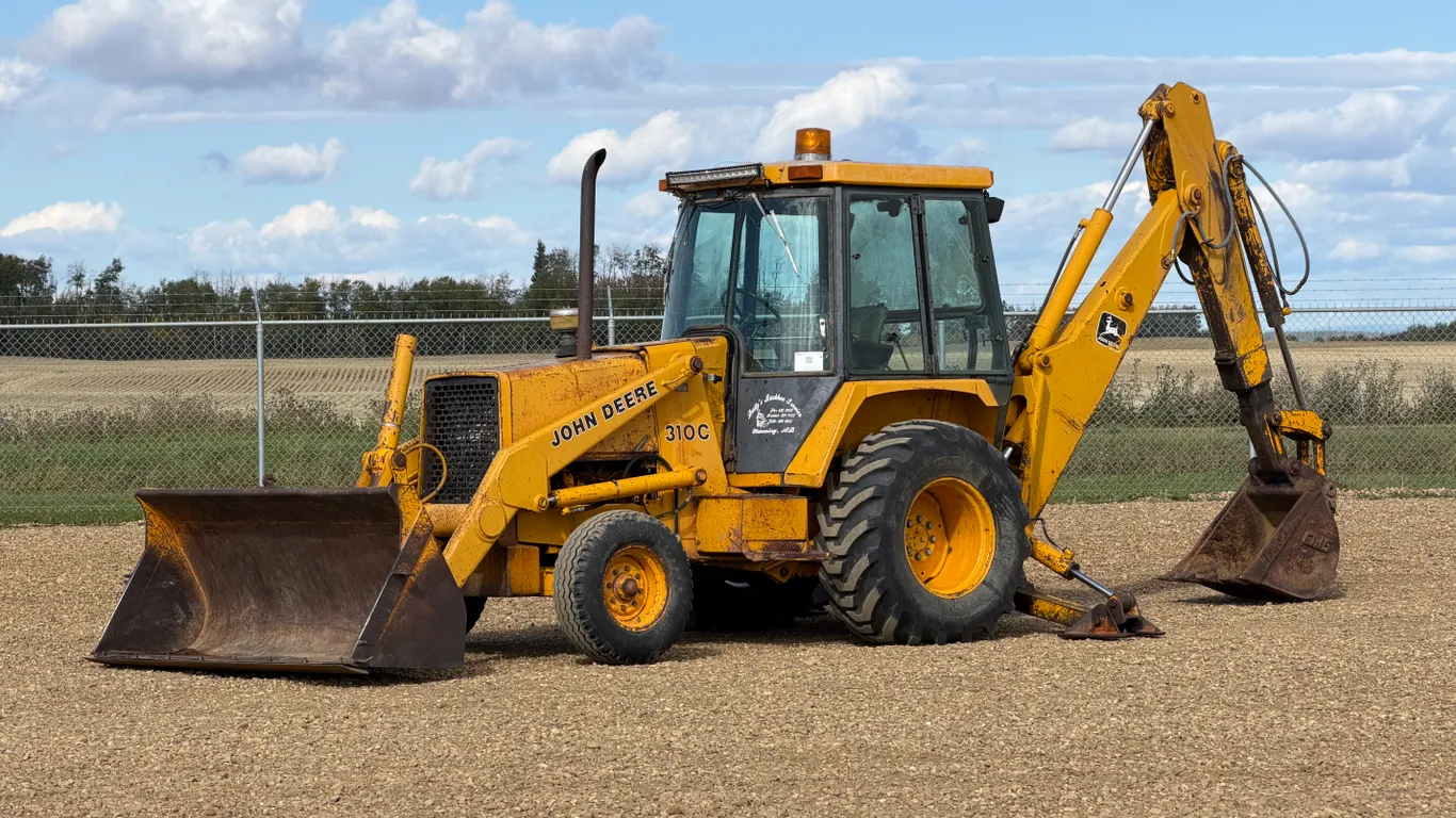 1988 John Deere 310C Loader Backhoe