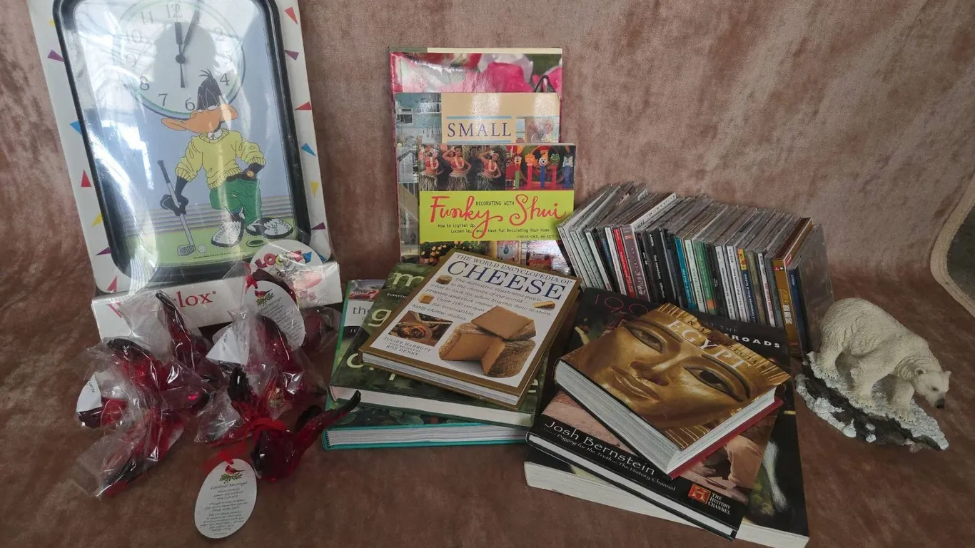 Lot: Looney Tunes Westclox Clock, Glass Cardinal Ornaments, Books, CDs, Polar Bear Figure