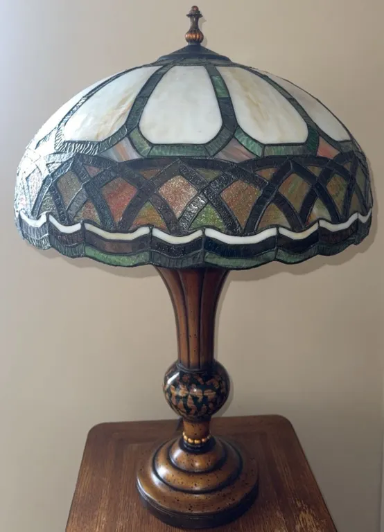 Tiffany Style Double Bulb Stained Glass Table Lamp