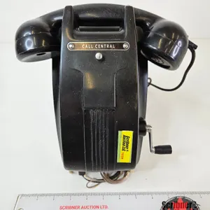 Vintage Magneto Hand Crank Wall Telephone "Call Central" (Measures : 10"H)