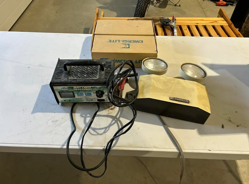 Portable Automotive Battery Charger & (2) Emergency Lights