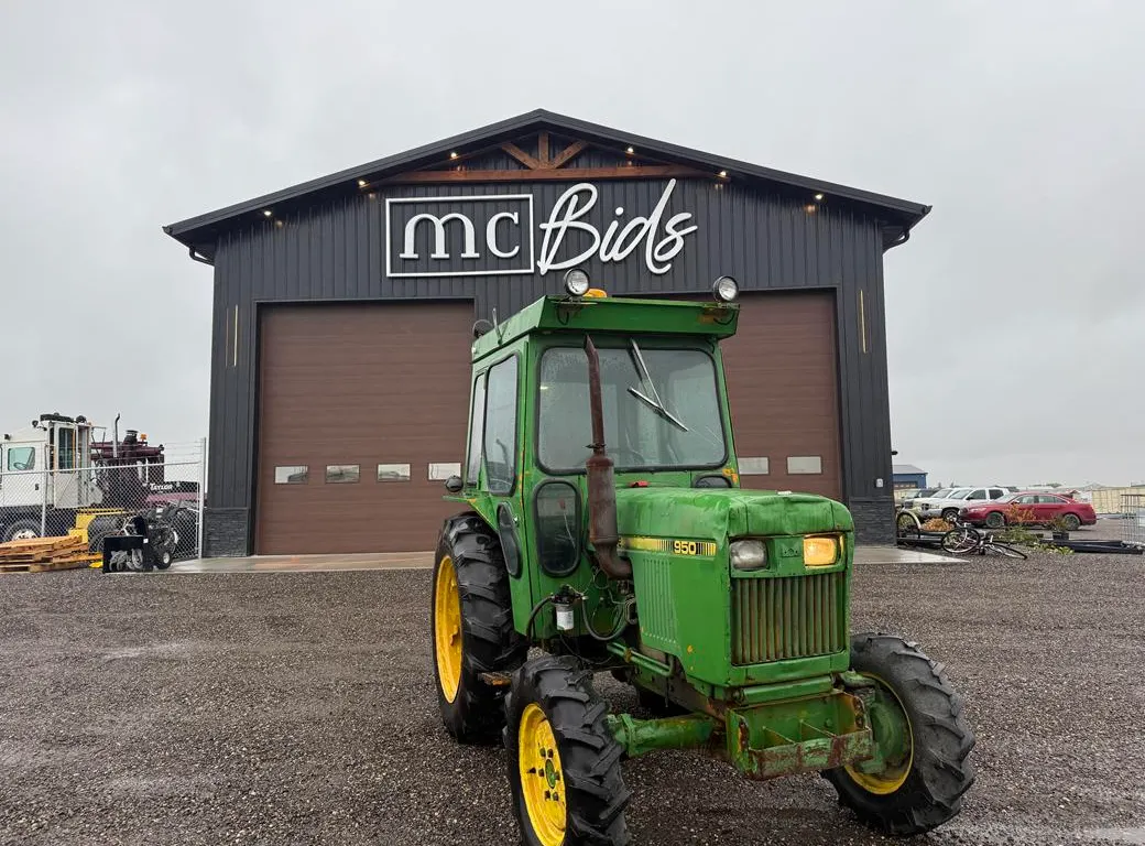 1981 John Deere 950 Tractor