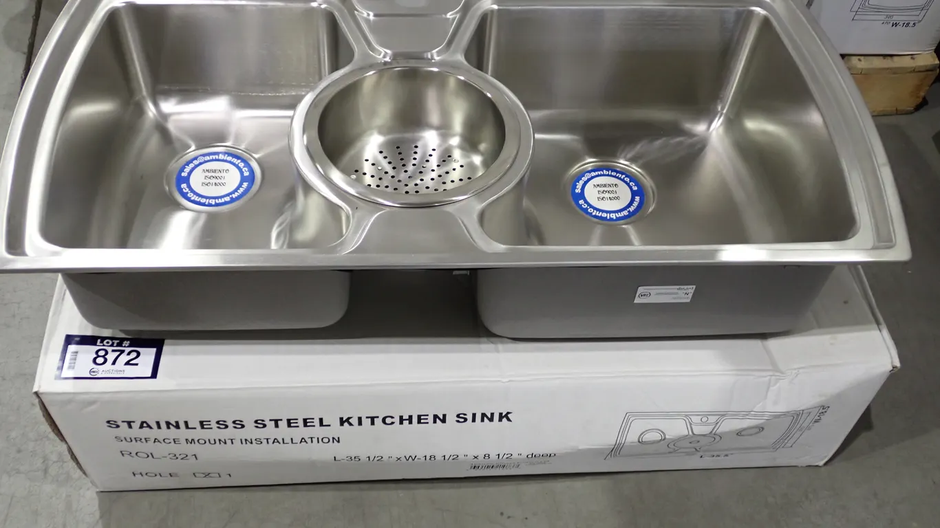 Ambiento ROL-321 Stainless Steel 35-1/2"X18-1/2"X8-1/2" Kitchen Sink w/(3) Strainers.