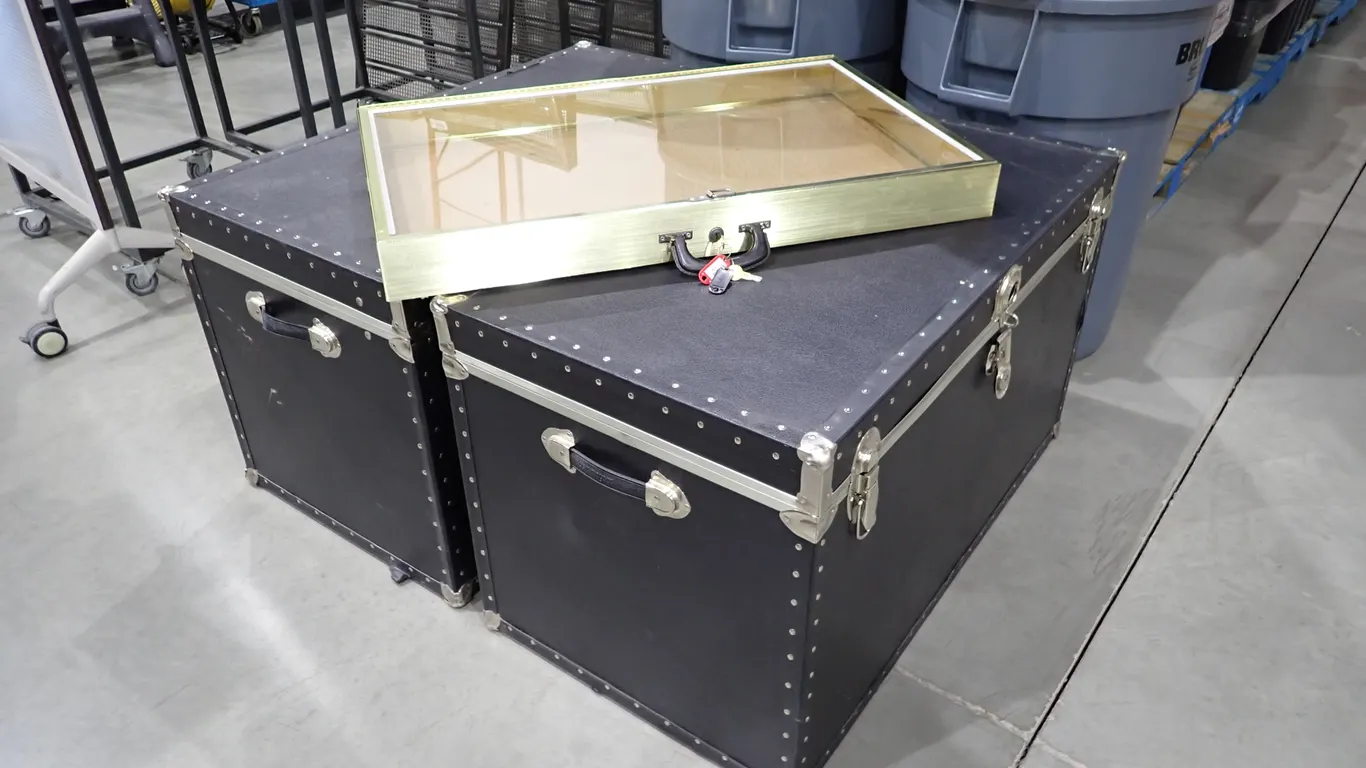 Lot of (2) Trunks and Jewellery Display Case.