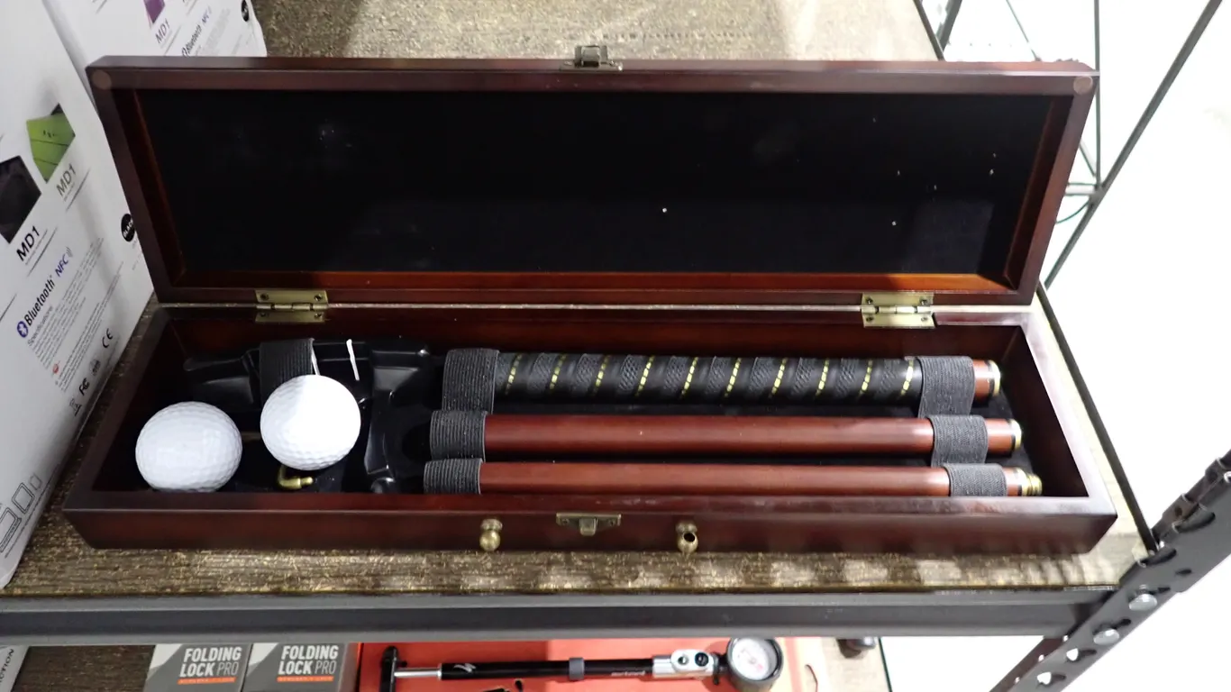 4-Piece Breakdown Putter w/Case.