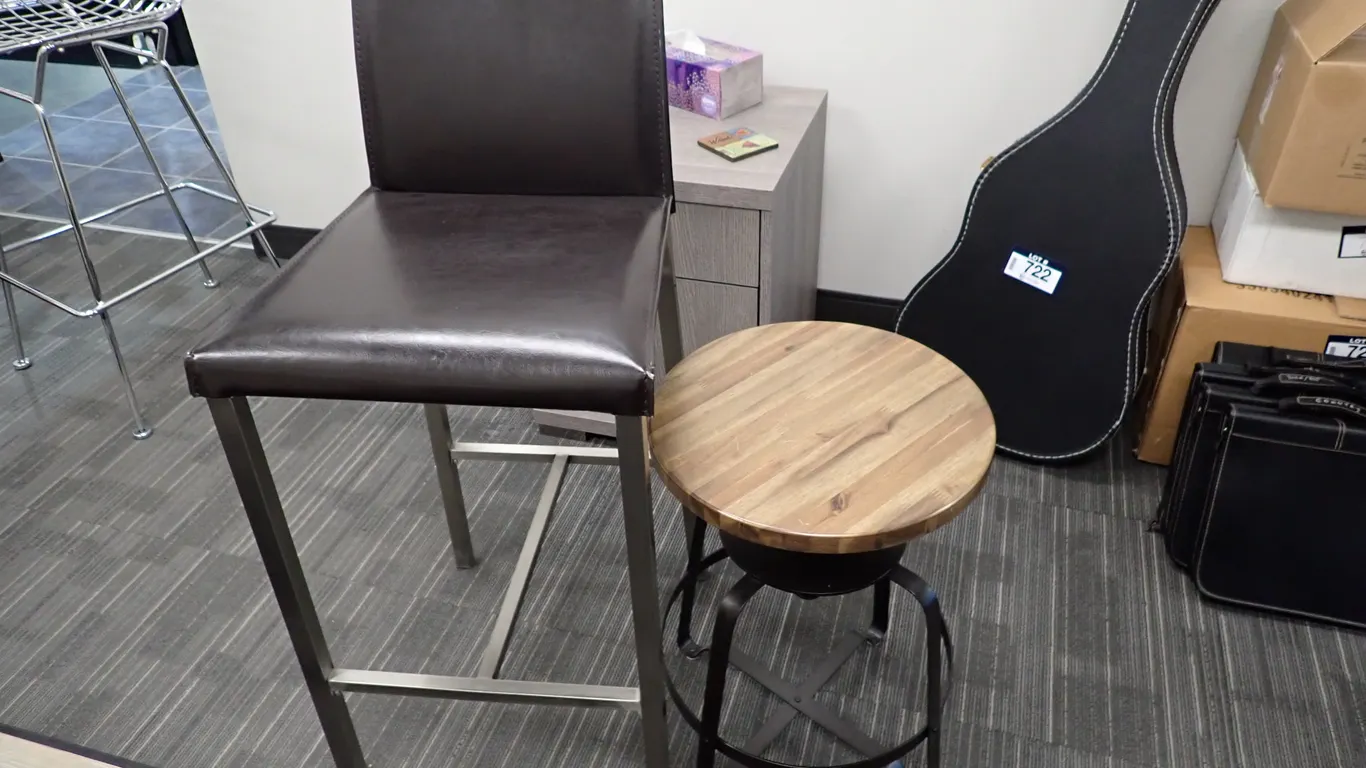 Lot of Bar Stool and Wooden Top Stool.