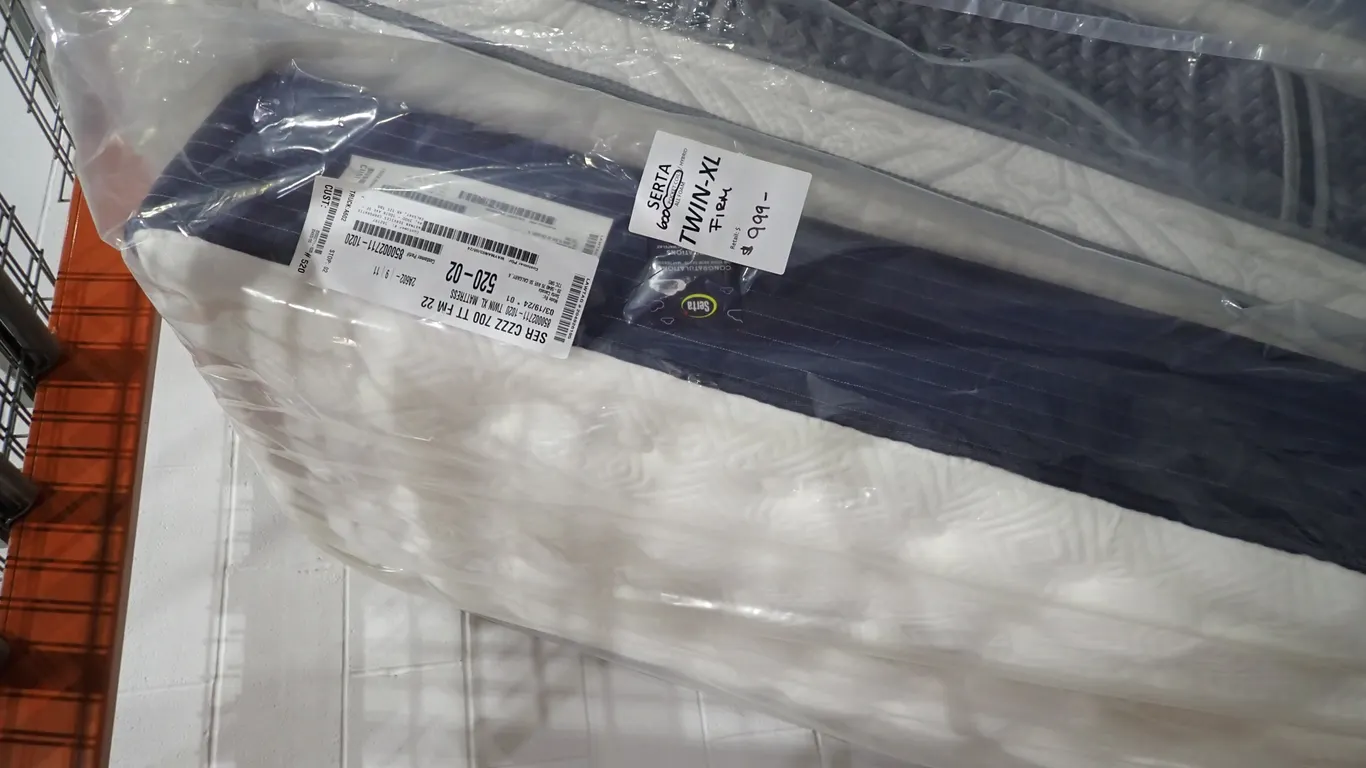 Serta 600 Pocket Coil Firm Twin-XL Mattress.