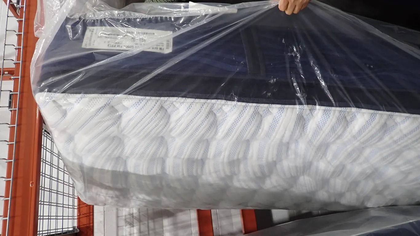 Serta I-Comfort Hybrid/950 Pocket Coil Firm Twin-XL Mattress.
