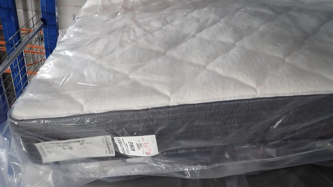 Beautyrest 1055 Pocket Coil Firm King Mattress.