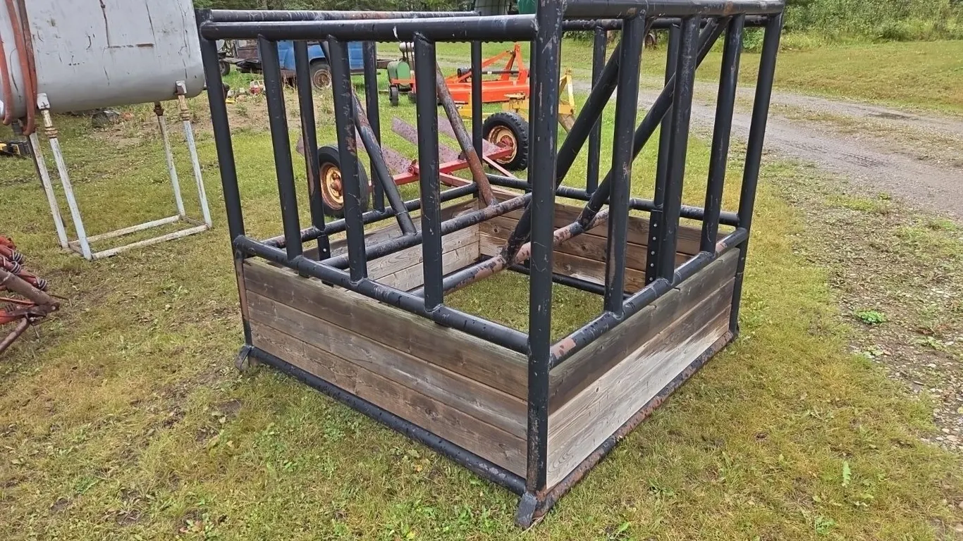 Heavy Duty Single Round Bale Feeder
