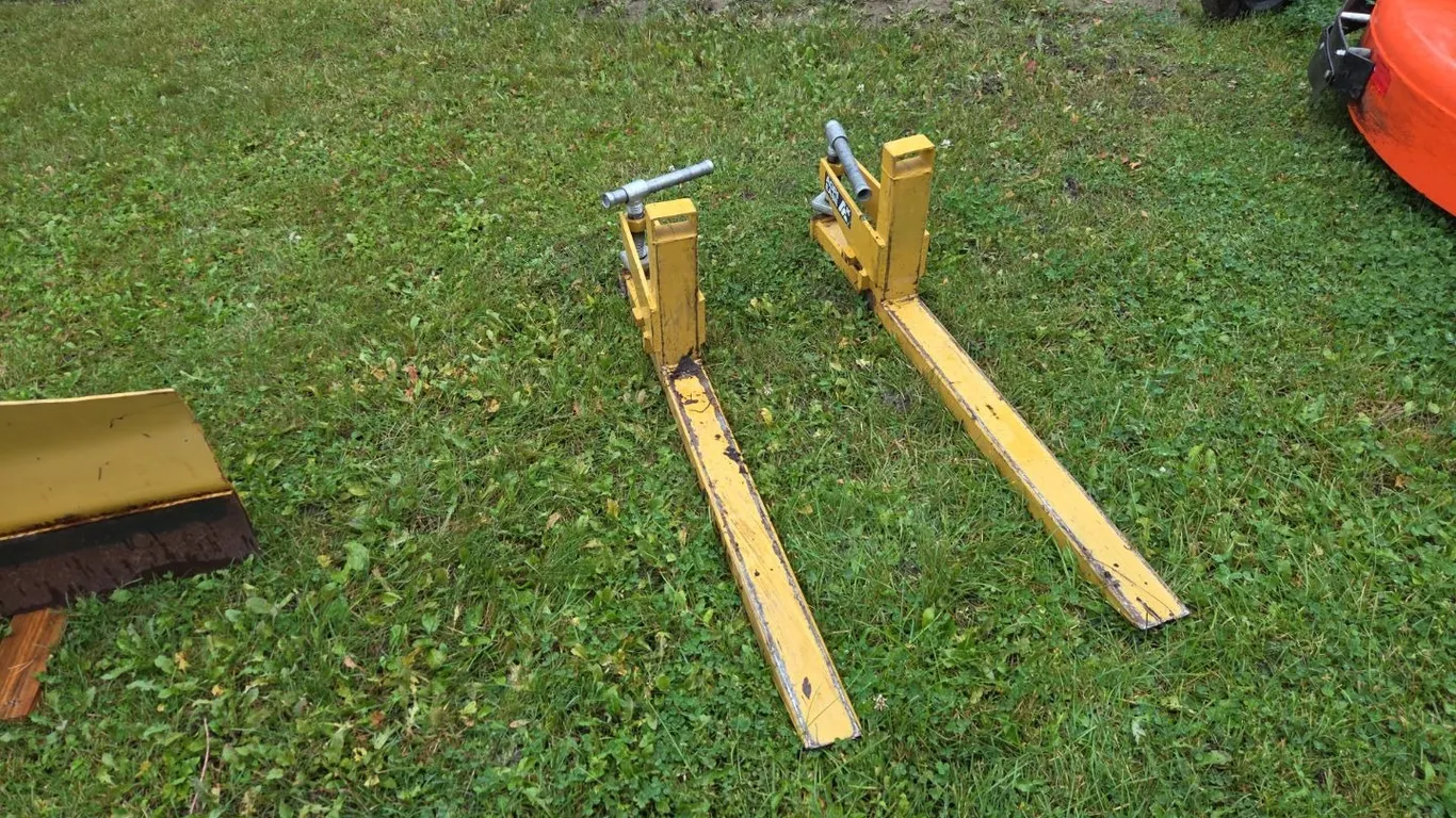 Agri Ease Bucket Mount Pallet Forks.