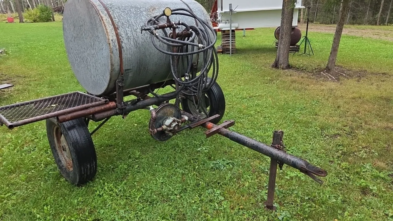 Galvanized Sprayer Tank on Single Axle Transport w/ Pump Wheel.