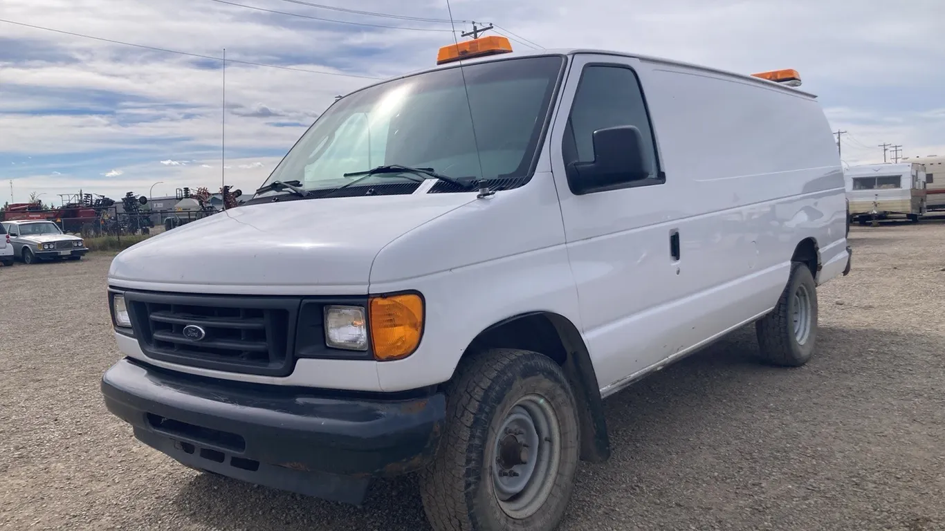 2005 Ford Econoline Van VIN: 1FTNS24W45HB28860