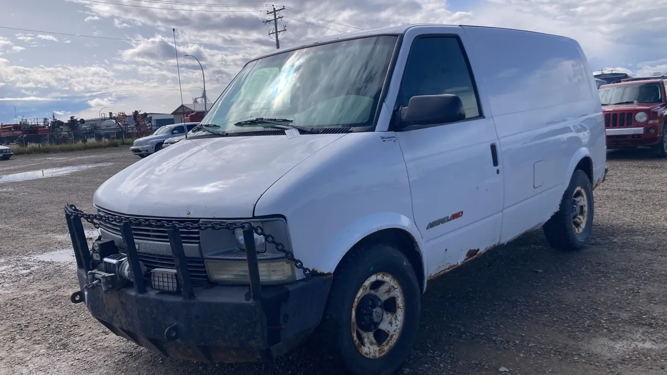 2002 Chevrolet Astro Van VIN: 1GCDL19X72B125230