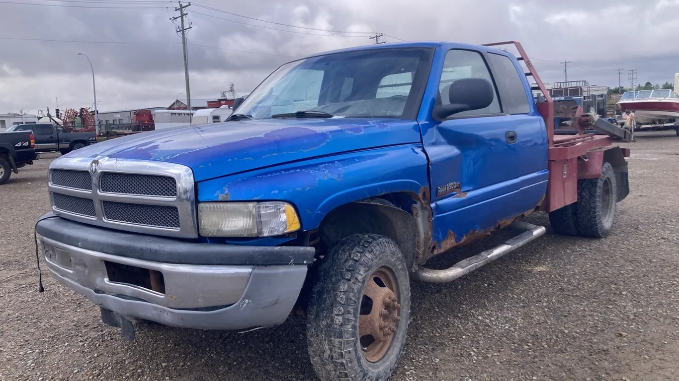 1999 Dodge Ram 2500 Blue Bale Deck VIN: 1B7KF236XXJ591977
