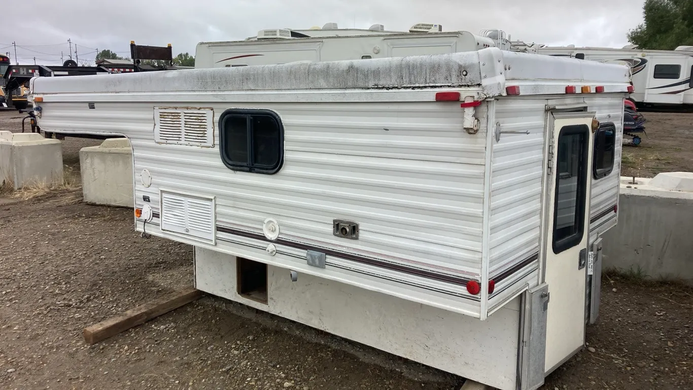 Palomino Truck Camper No Visible VIN