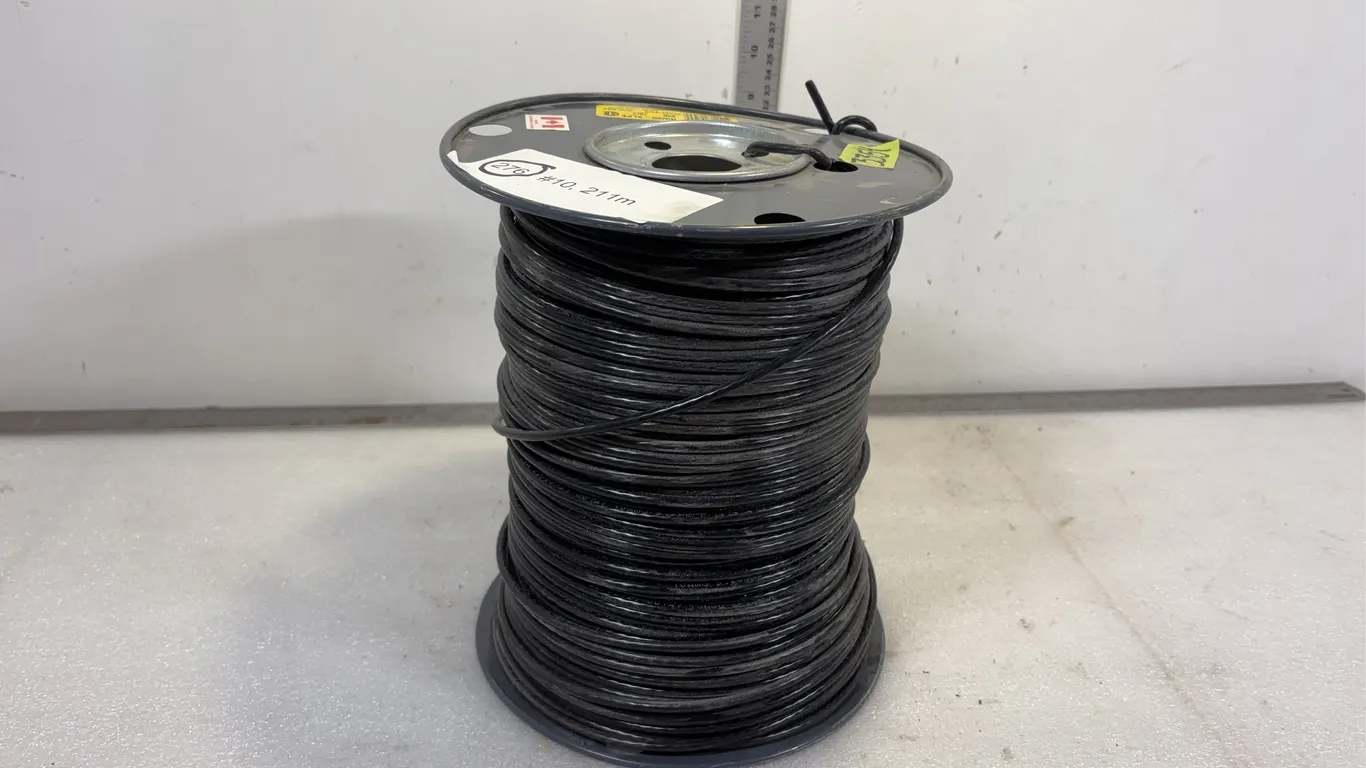 Roll of approx. 211 Metres of 10 Wire *Unreserved*