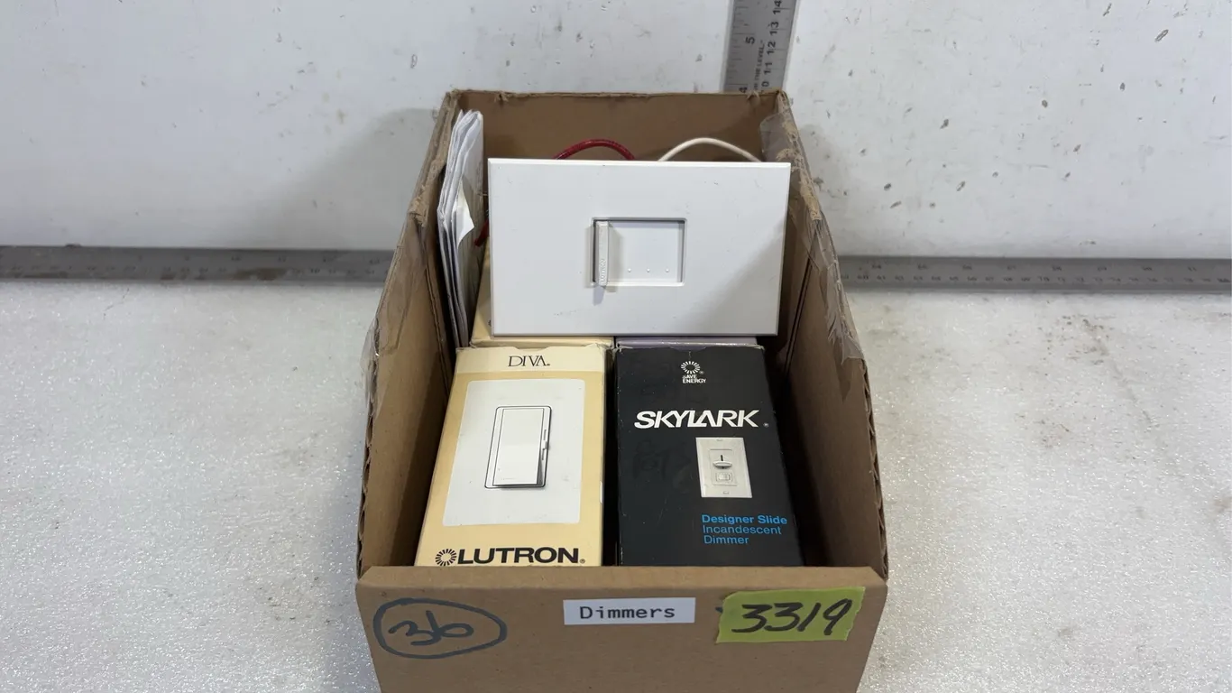 Box of Assorted Dimmers, approx. 5 pce *Unreserved*