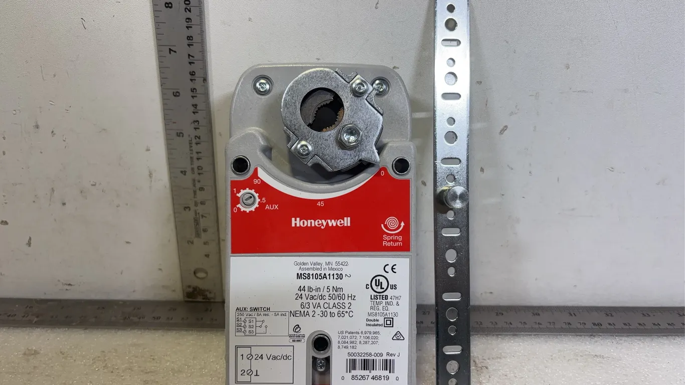 Honeywell Damper Actuators, approx. 5 pce, approx. Dimensions of Lot 11" x 5" x 5" per box *Unreserved*