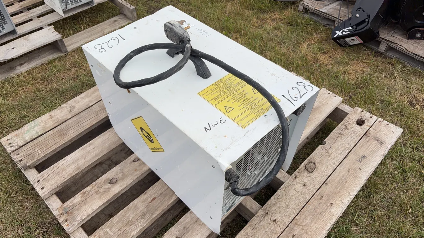 Eco Blaze Electric Heater, 1 Phase, 240 V, 6/9 KW, Model: E6, SN: B69-189118 *Unreserved*
