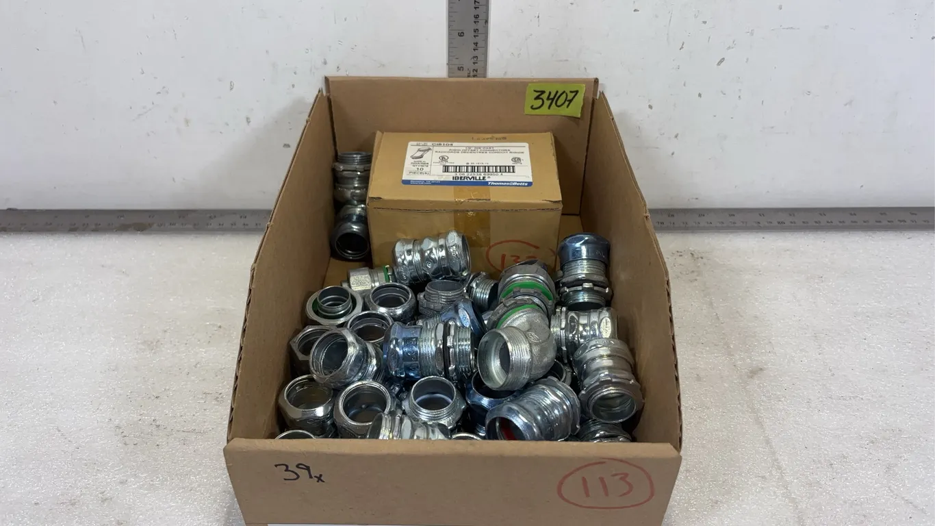 Box of Assorted Rain Tight Fittings, approx. 39 pce *Unreserved*