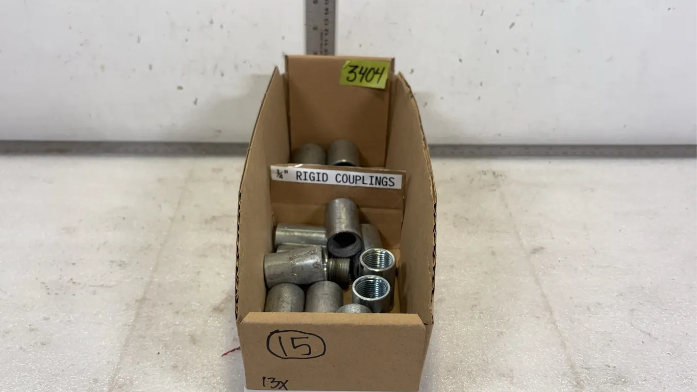 Box of 1/2" Rigid Couplings, approx. 13 pce *Unreserved*