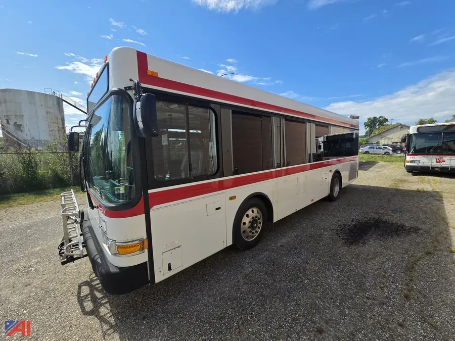 2011 Gillig Low Floor Bus