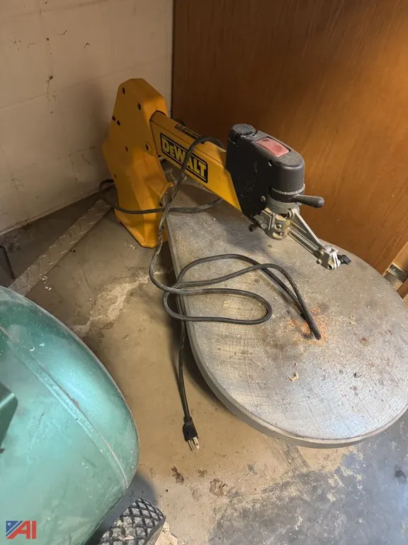 DeWalt Scroll Saw