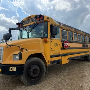 2005 FREIGHTLINER PASSENGER BUS