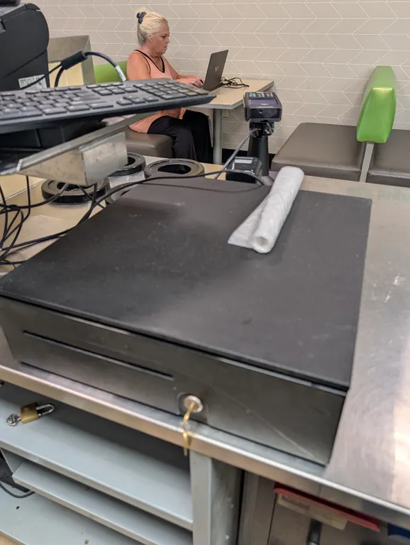 Cash Drawer with Key