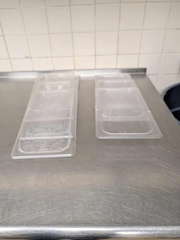 (8) Cambro 3rd Size Polycarbonate Lids - Model # 30CwC