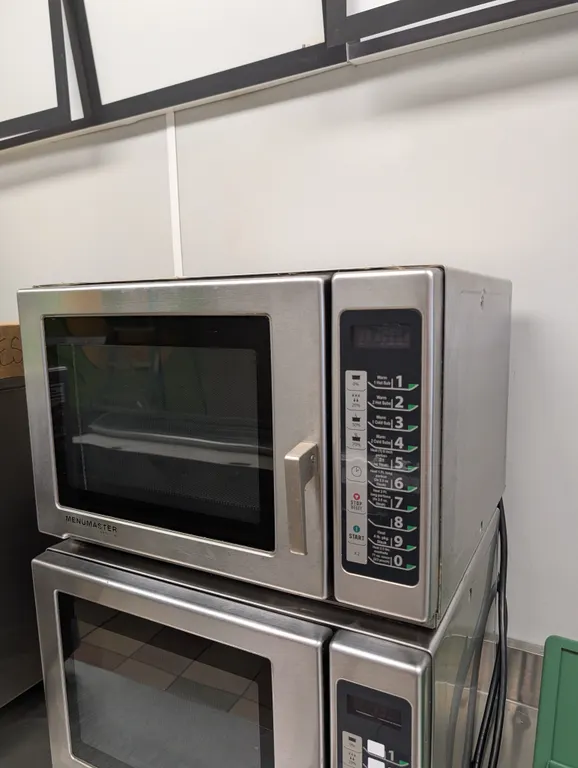 Menu Master Digital Programmable Microwave - Model # RFS-TSW - 2,000 Watts