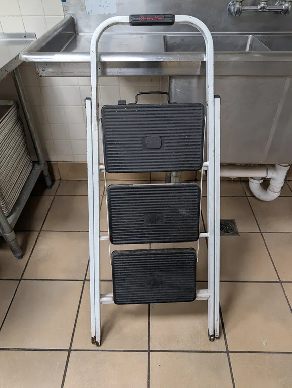 Skinny Mini Step Stool with 3 Steps