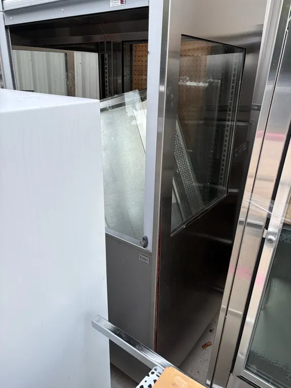 Refrigerated Cabinet