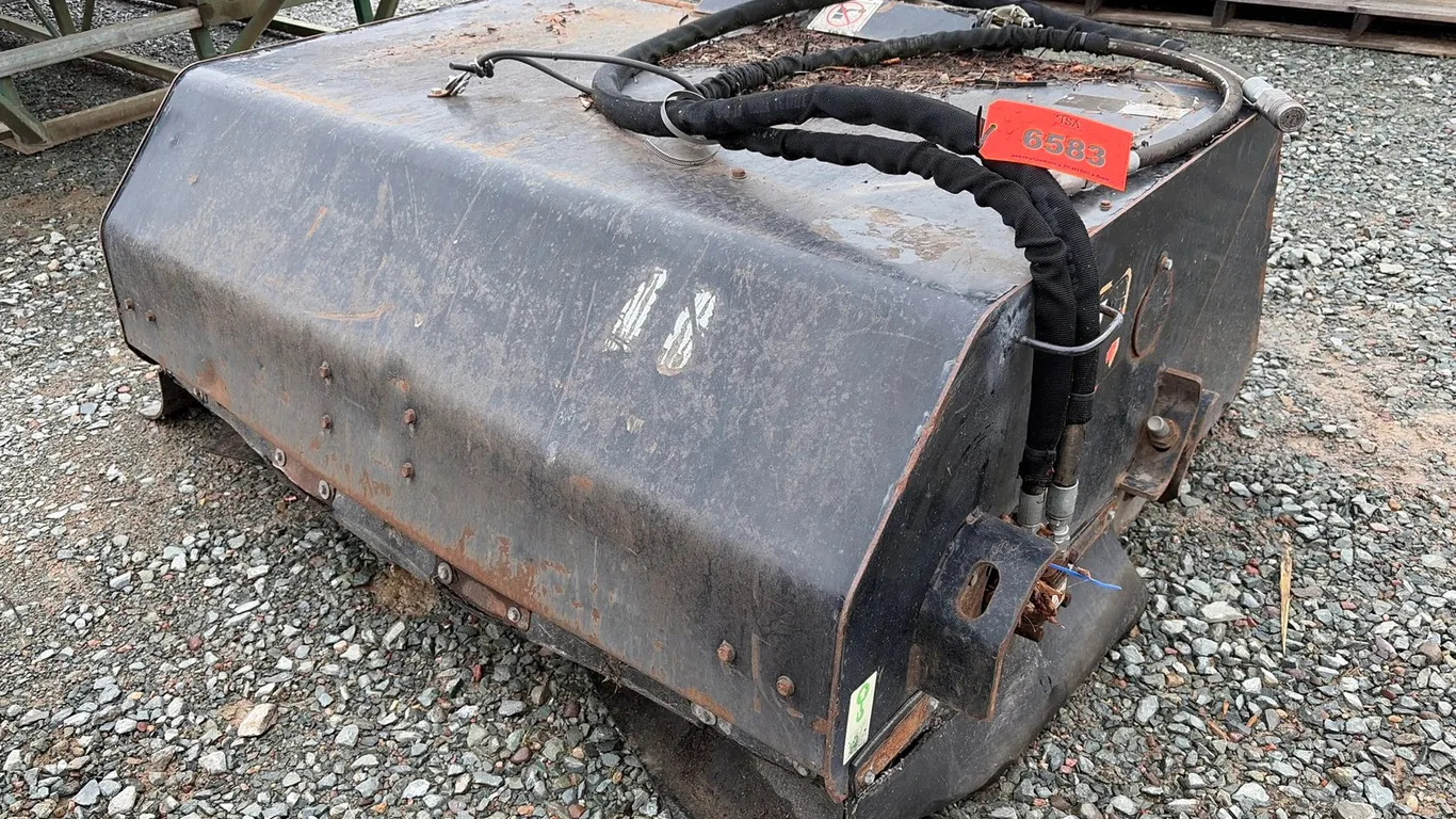 Approx. 63" Caterpillar BU115 Box Sweeper Attachment