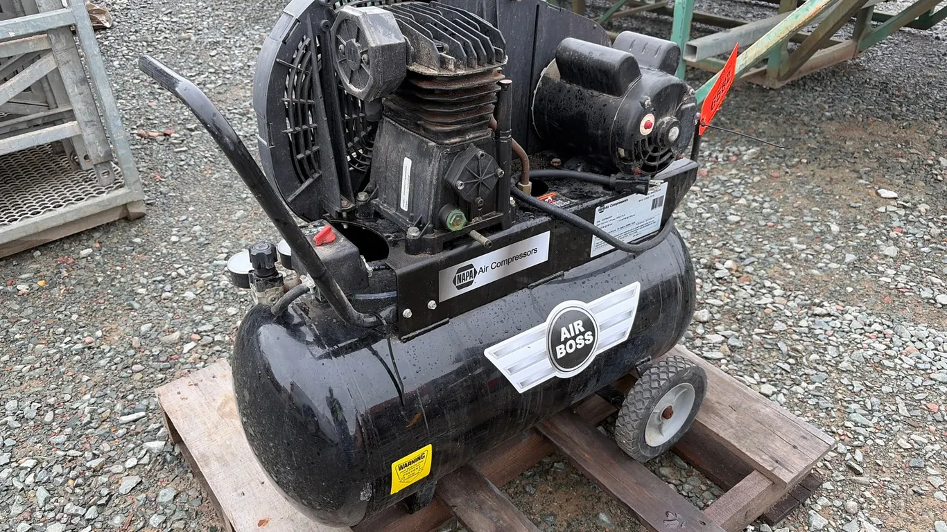 NAPA Air Boss Air Compressor