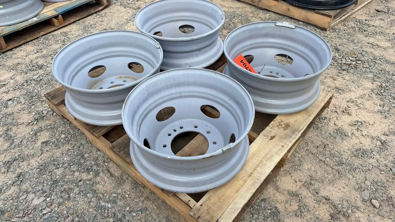 (4) 19.5" Rims