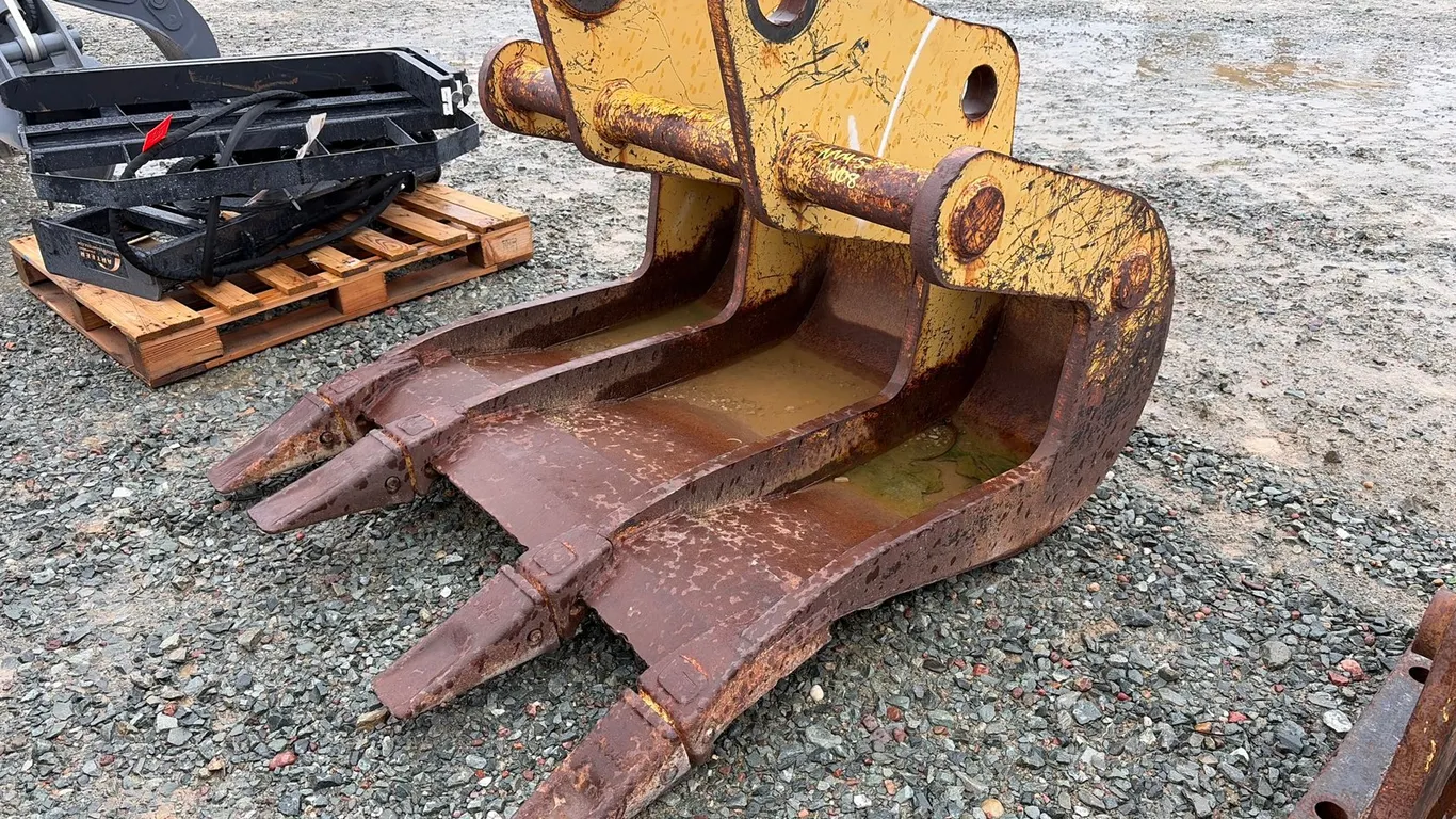 Approx. 53" Excavator Bucket