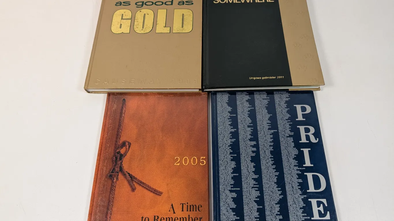 Lot of 4 School Yearbooks: Northside Middle (2005, 2006-2007) & Great Bridge High (2009, 2011)