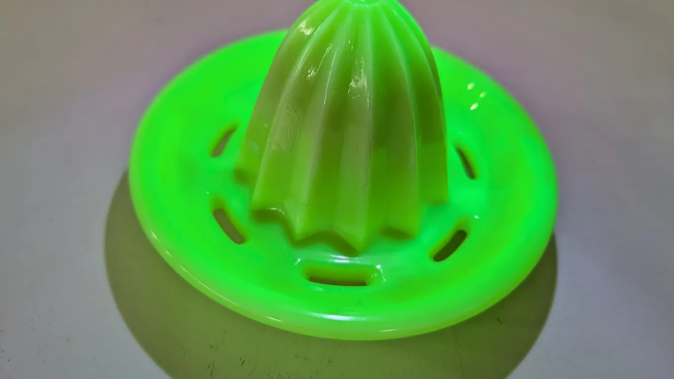 Vintage Jadeite Glass Citrus Juicer